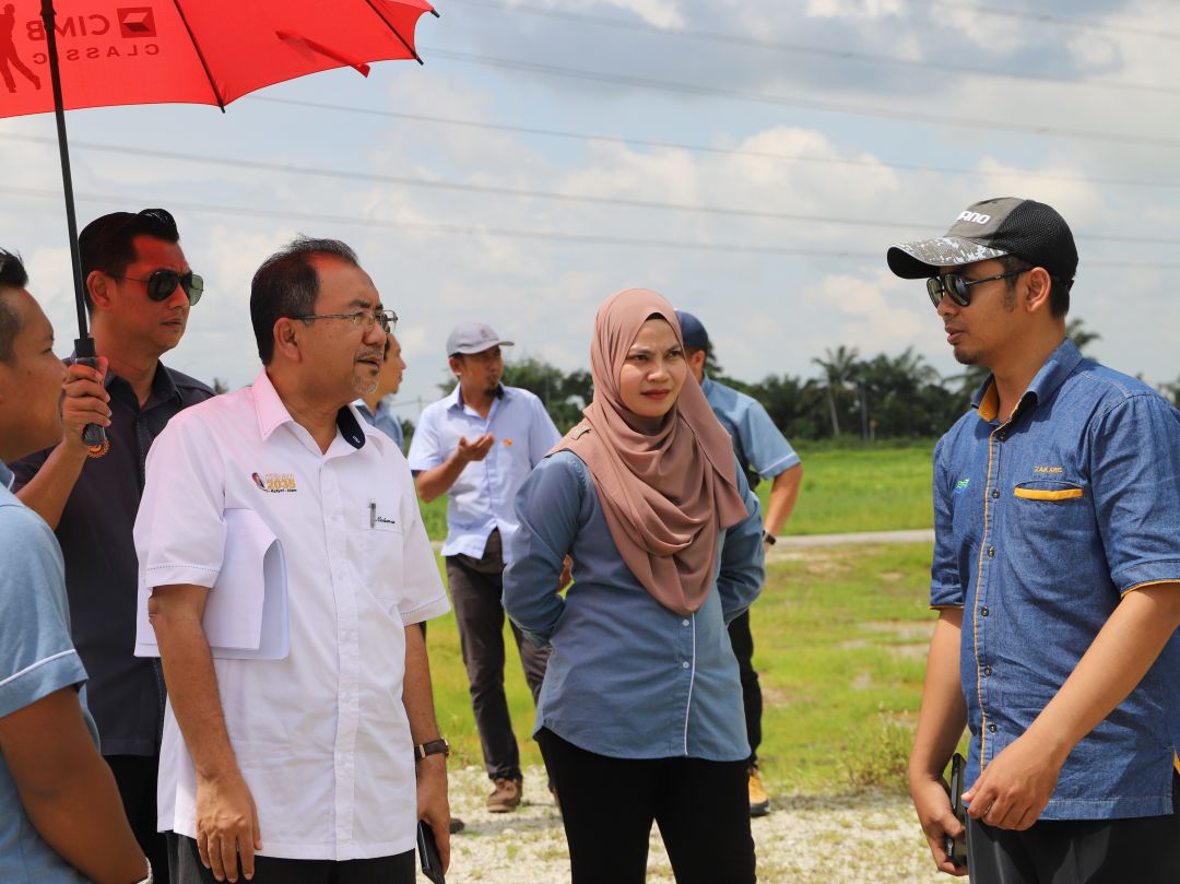 KUNJUNGAN HORMAT TIMBALAN SETIAUSAHA KERAJAAN (PENGURUSAN)/ KETUA PEGAWAI MAKLUMAT NEGERI KEDAH (CDO) KE SISTEM PENGAIRAN DAERAH SABAK BERNAM