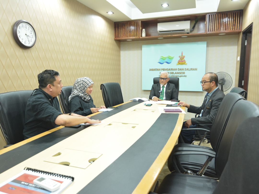 SESI  TEMUBUAL PENGARAH BERSAMA SELANGOR TV DAN PORTAL BERITA ONLINE SCOOP