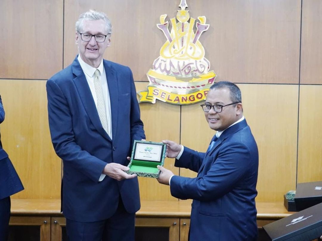 Kunjungan Hormat daripada delegasi Belanda