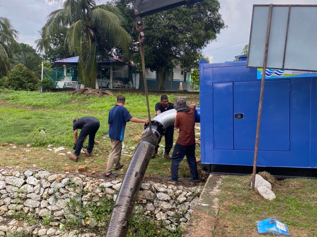 OPERASI PAM SELF-PRIMING DI SELANGOR UNTUK MENGURANGKAN RISIKO BANJIR DI DAERAH KLANG