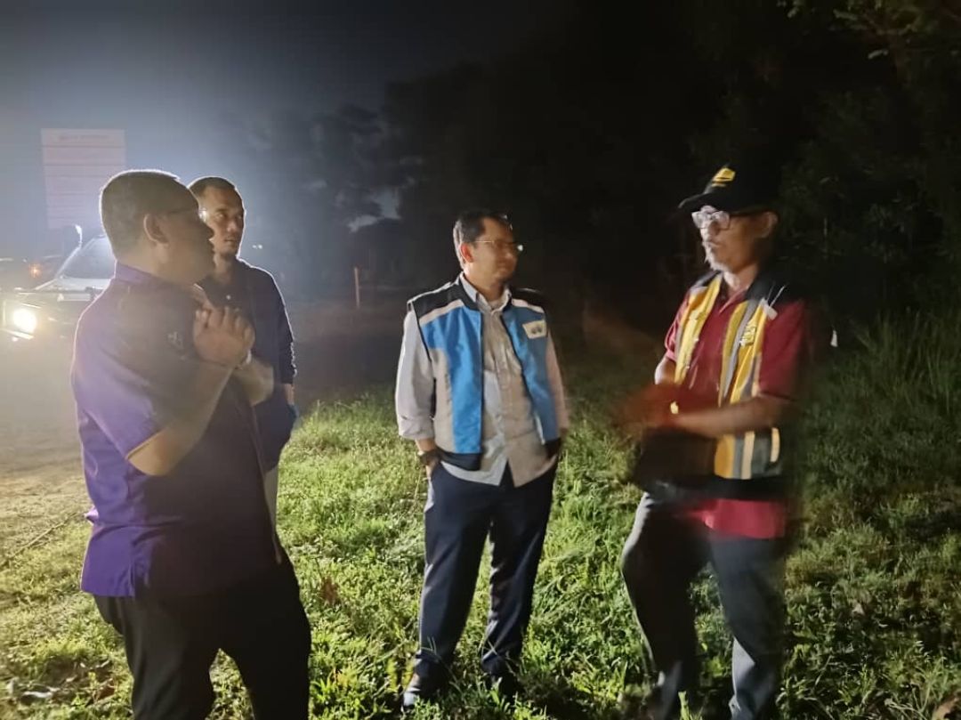 PEMASANGAN PAM BAGI KAWASAN BANJIR DI KIWA, DAERAH SEPANG