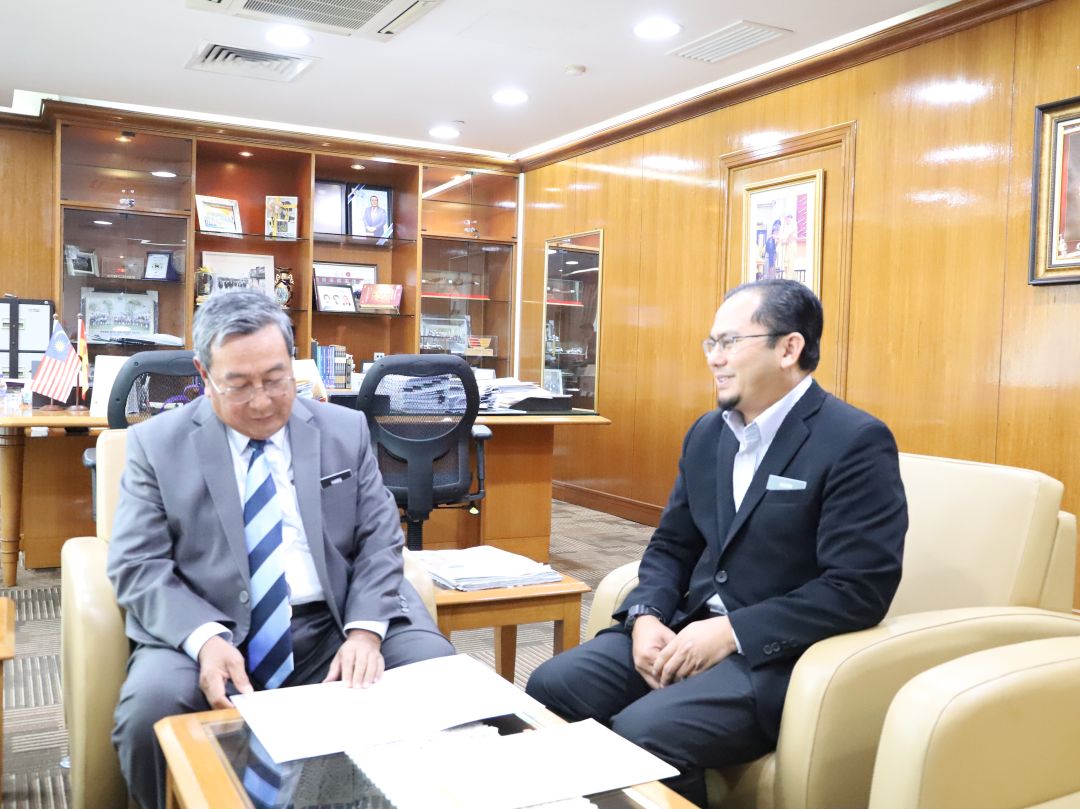 SESI PENYERAHAN SURAT PELANTIKAN PENGARAH JPS NEGERI SELANGOR