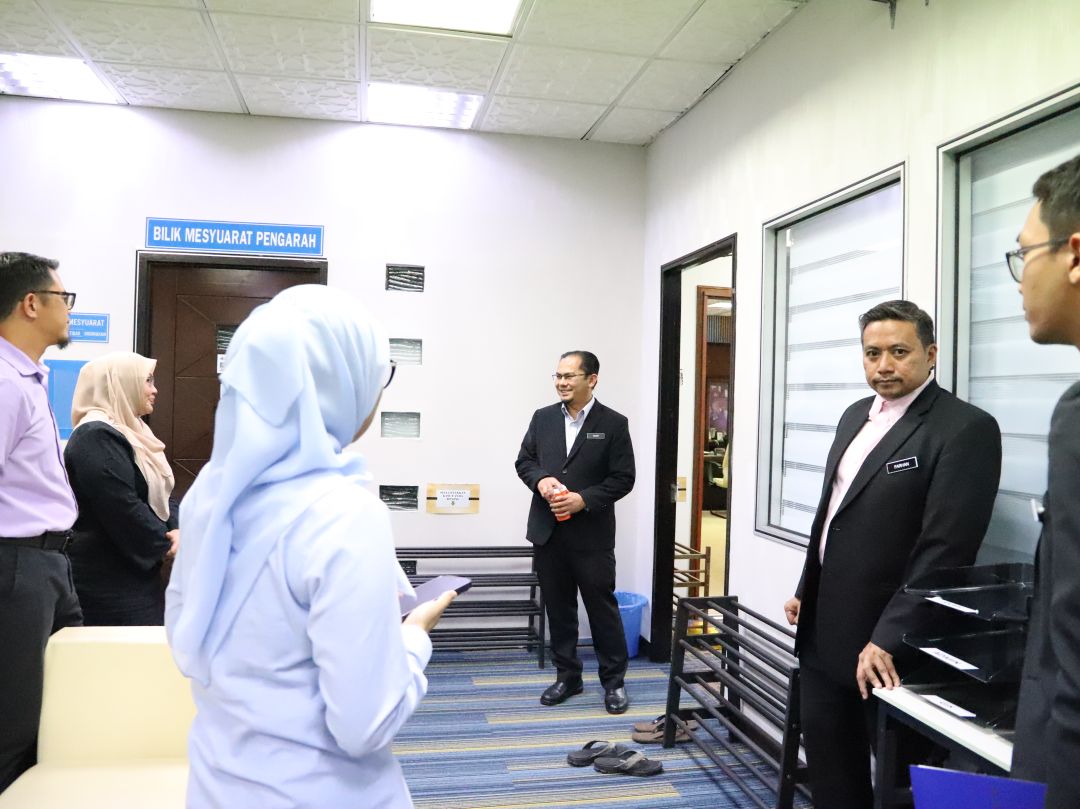 SESI PENYERAHAN SURAT PELANTIKAN PENGARAH JPS NEGERI SELANGOR