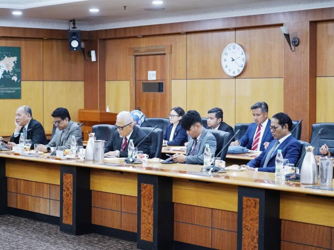 Kunjungan Hormat daripada delegasi Belanda