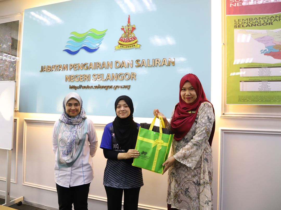 LAWATAN KERJAYA UNTUK PROGRAM MATHSTATS EDUVENTURE 2023/2024 KELAB MAHASISWA MATEMATIK DAN STATISTIK (KMMS) UNIVESITI PUTRA MALAYSIA (UPM) KE JABATAN PENGAIRAN DAN SALIRAN NEGERI SELANGOR
