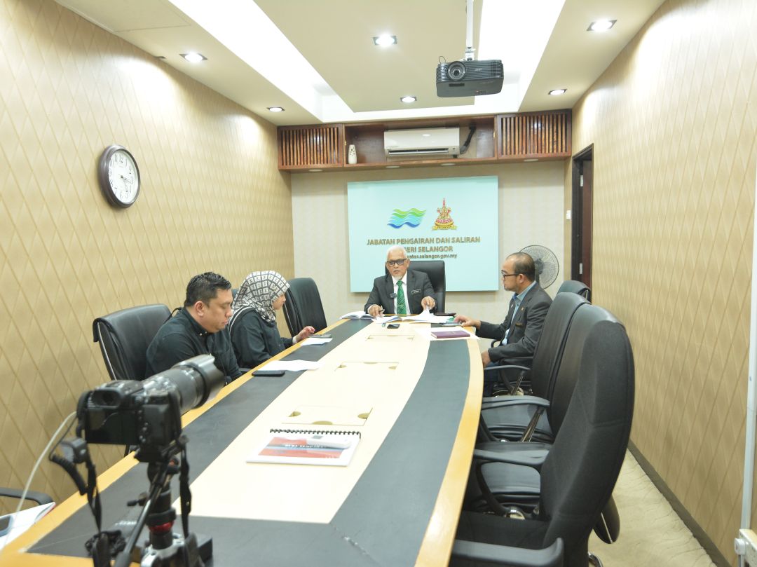 SESI  TEMUBUAL PENGARAH BERSAMA SELANGOR TV DAN PORTAL BERITA ONLINE SCOOP