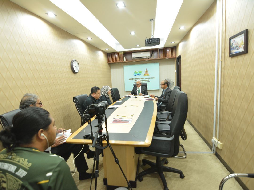 SESI  TEMUBUAL PENGARAH BERSAMA SELANGOR TV DAN PORTAL BERITA ONLINE SCOOP