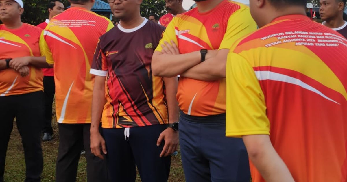 Program Karnival Perpaduan Rumpun Selangor Daerah Hulu Selangor : Aktiviti Plogging di Sg. Alor Lempah Bersama DYTM Raja Muda Selangor