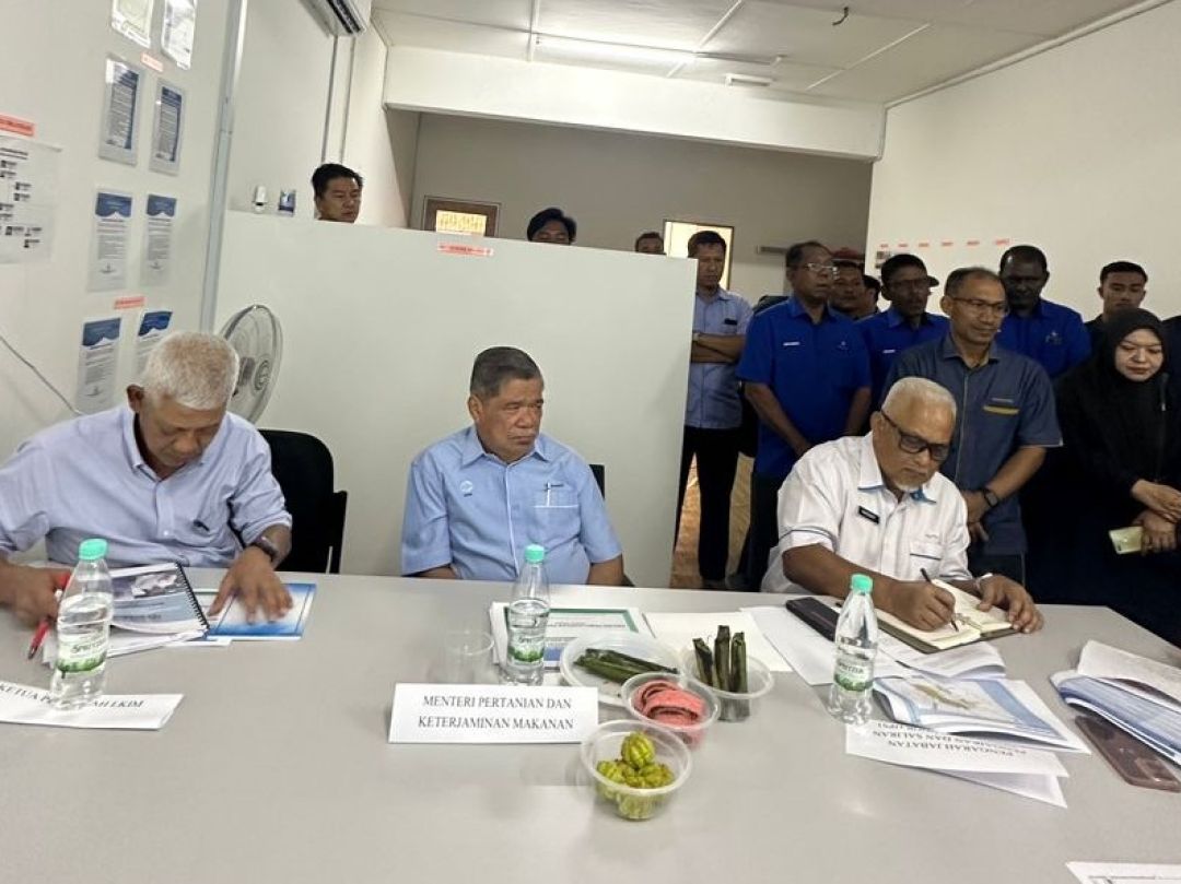 VISIT OF THE MINISTER OF AGRICULTURE AND FOOD SECURITY (KPKM) TO THE MORIB COAST CONSERVATION PROJECT WITH THE KUALA LANGAT FISHERMEN'S ASSOCIATION